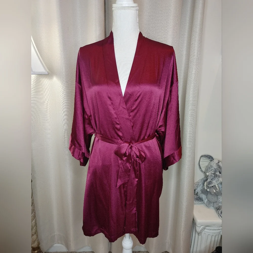 Victoria's Secret Very Sexy Short Satin Kimono Robe, Wine M/L - Picture 2 of 11
